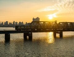 阪神なんば線淀川橋梁改築事業を推進