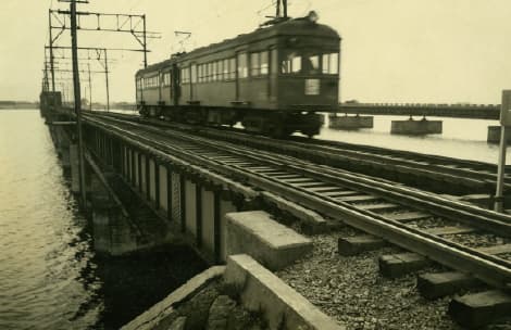 701形（上り伝法方面）