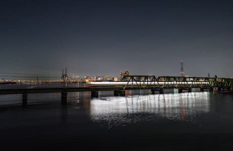 阪神なんば線　淀川橋梁を走る阪神車両